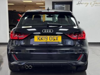 /photos/11342/b6d8d1b3-2dff-4c7c-bda1-6b222f1a3580_i320x240.jpg