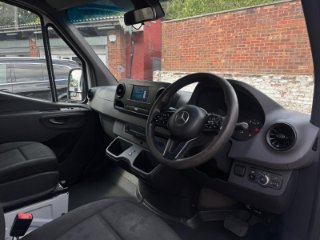 /photos/11342/f00db5ec-aab5-48bf-b02f-33c8ed1bb866_i320x240.jpg